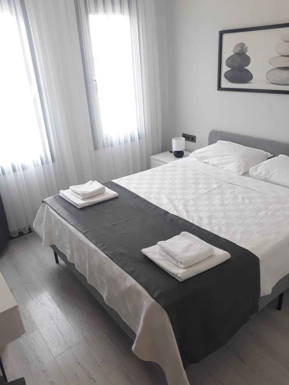 Cicek Apart Hotel Кешме Экстерьер фото